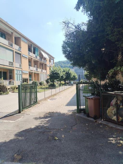 Casa Sara Como Lake Parcheggio Interno Privato Cernobbio Exterior photo